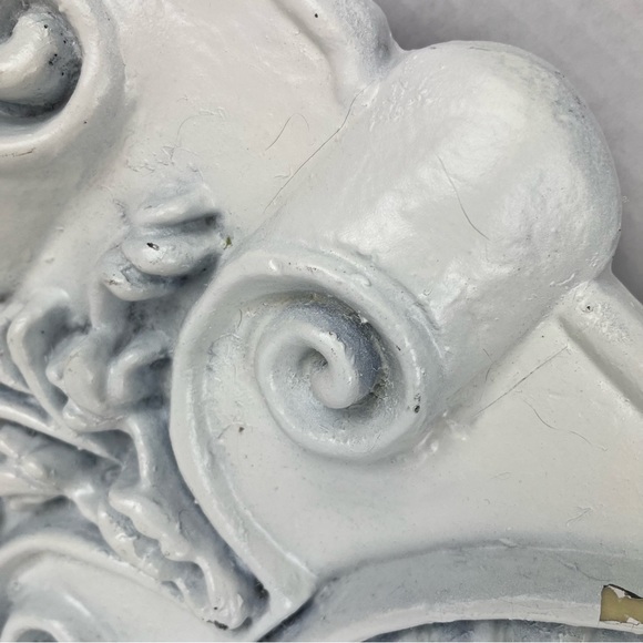 Vintage architecture medallion molded fiberglass mirror/Regency Baroque - Picture 10 of 16